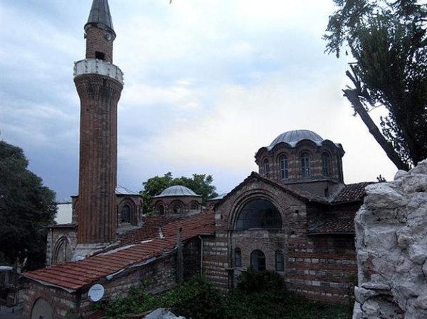 Константинополь: узаконенное варварство продолжается