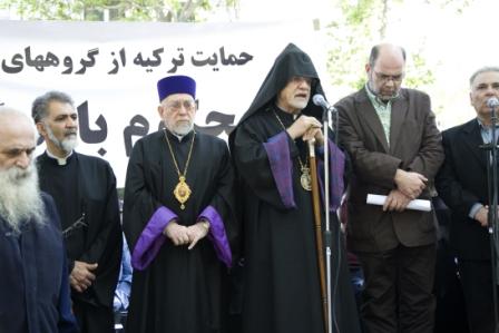 Armenian community in Tehran held a meeting in protection of Kessab Armenians