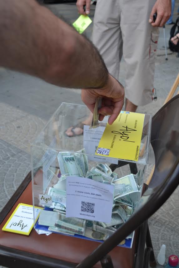 Մարդիկ անտարբեր չեն. Հանգանակված 137 660 դրամը գումարվեց Այգեպարի «Պաշտպանող պատ»-ի համար հավաքվող միջոցներին