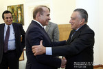 Hovik Abrahamyan receives Eduardo Eurnekian