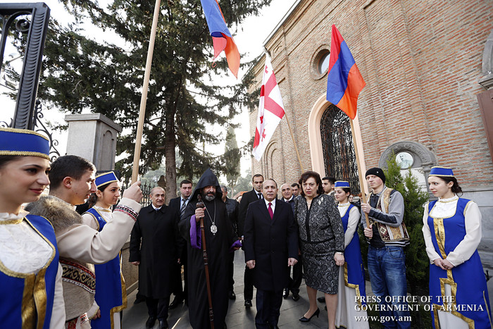 ՀՀ վարչապետը Թբիլիսիում հանդիպել է Վրաստանի հայ համայնքի ներկայացուցիչներին