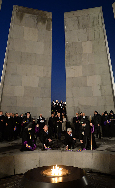 The Pan-Armenian Declaration on the 100th Anniversary of the Armenian Genocide was promulgated at the Tsitsernakaberd Memorial Complex