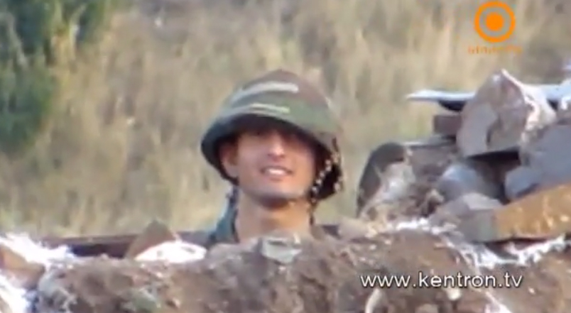 Ահա թե ինչպես են ադրբեջանցի զինվորները դիտարկում մեր դիրքերը