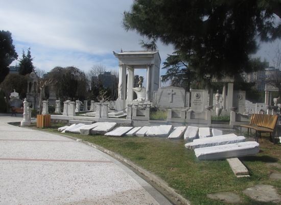 Ստամբուլի հայերը ստացել են Շիշլիի հայկական գերեզմանատան սեփականության իրավունքը