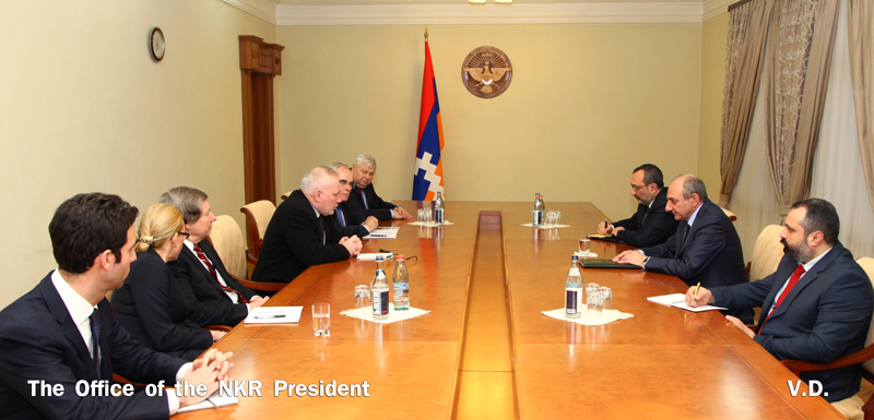 Bako Sahakyan meets OSCE MG co-chairs