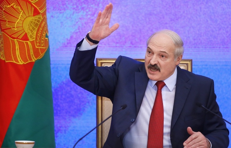 Лукашенко предлагает гарантии по выводу из Дебальцева украинских военных и вооружений