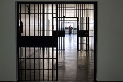 В Нидерланды переведут 242 заключенных из Норвегии из-за нехватки мест