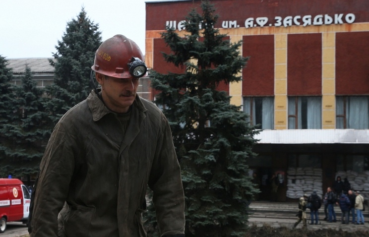 На шахте им. Засядько в Донбассе произошел взрыв, судьба 32 горняков неизвестна