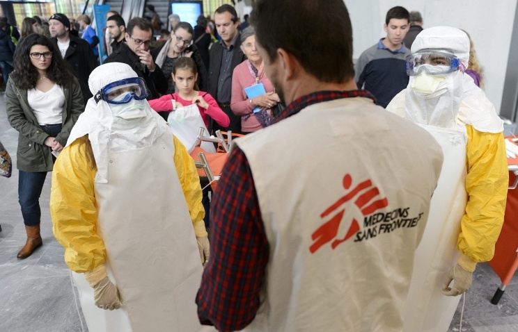 “Врачи без границ” раскритиковали ВОЗ за недостаточную активность в борьбе с Эболой