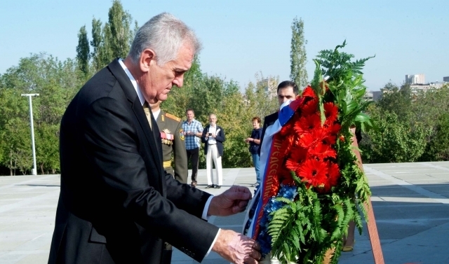 Понятием «геноцид» коварно спекулируют из мелких политических интересов – президент Сербии