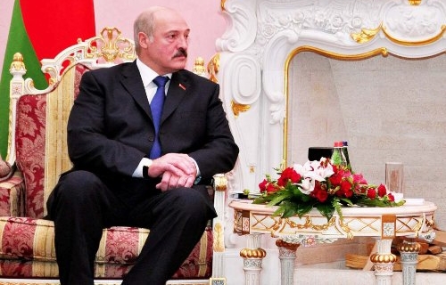 Лукашенко из-за кончины матери отложил на два дня визит в Пакистан