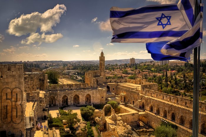 Израиль намерен окружить себя кольцом забора