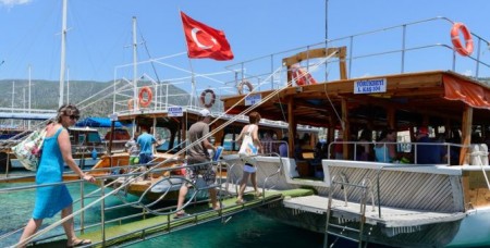Flow of tourists from Russia to Turkey reduced  5 times