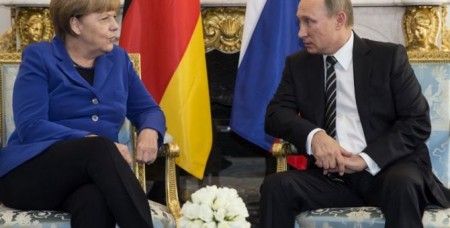 Putin and Merkel discussed situation in Ukraine