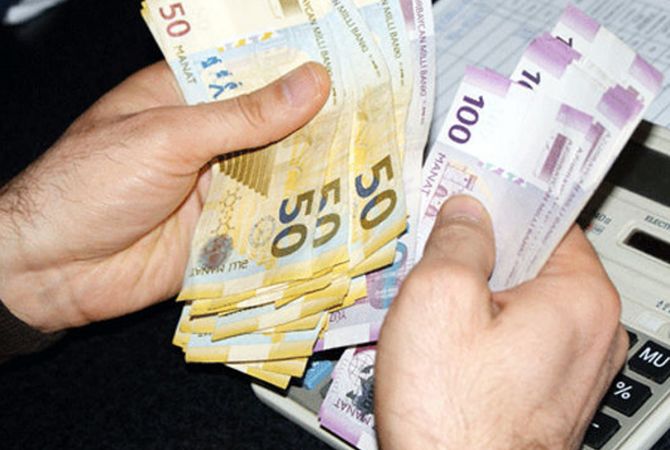 Ադրբեջանում մեկ դոլարը կարժենա 3 մանաթ. իշխող կուսակցության տնտեսագետ