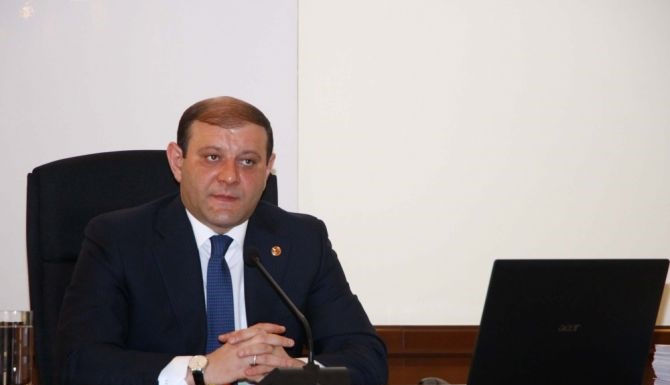 Գաղտնիք չէ, որ հանրային տրասնպորտը վատ վիճակում է. Տարոն Մարգարյան