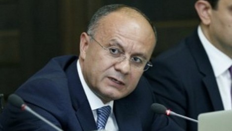 Главам Минобороны РА: ведутся работы, чтобы ускорить процесс доставки российского вооружения в Армению