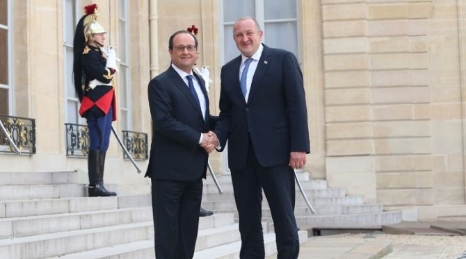 Ֆրանսիայի և Վրաստանի նախագահները քննարկել են կովկասյան տարածաշրջանում առկա իրավիճակը
