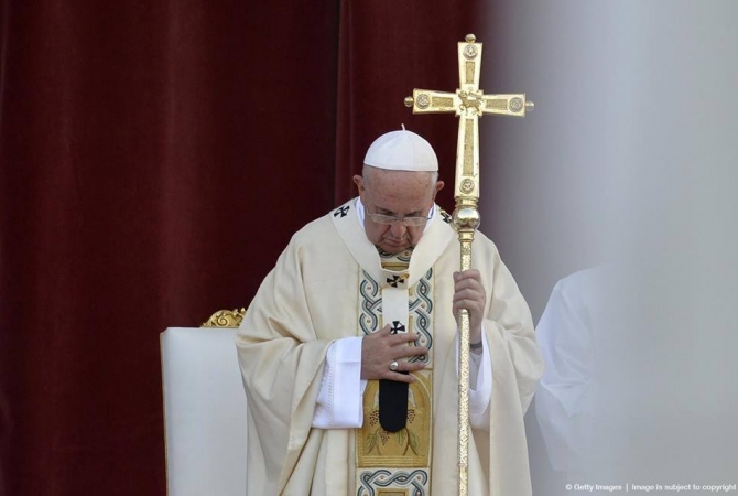 Папа Римский: почитаю даром Божиим приблизиться к священному алтарю, с которого просиял свет Христов в Армении