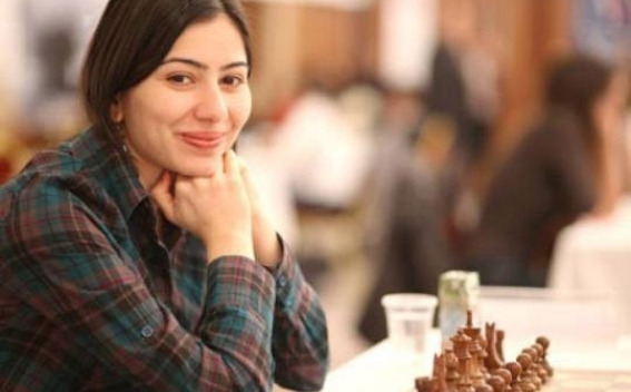 Лилит Мкртчян победила в 10-м туре ЧЕ по шахматам