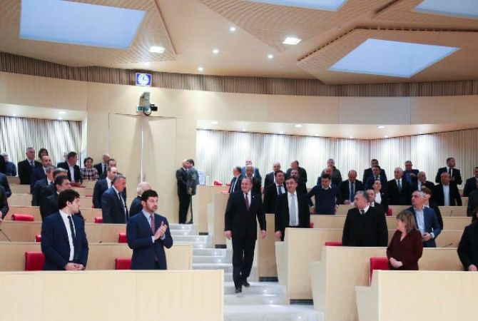 Վրաստանի նախագահ Գեորգի Մարգվելաշվիլին բացել է իններորդ գումարման խորհրդարանի առաջին նիստը