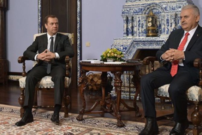 Թուրքիայի և ՌԴ վարչապետերը հեռախոսազրույց են ունեցել