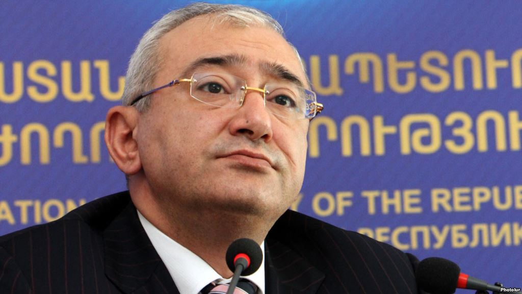 Տիգրան Մուկուչյանն անդրադարձել է վարչապետի` վերջին 4 տարում Հայաստանում մշտական բնակության շուրջ քննարկումներին