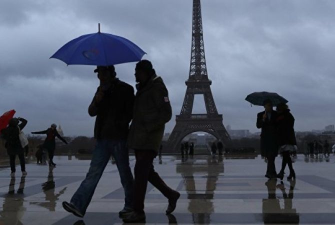 Ֆրանսիայում փոթորկի պատճառով 230 հազար տուն մնացել Է առանց Էլեկտրականության