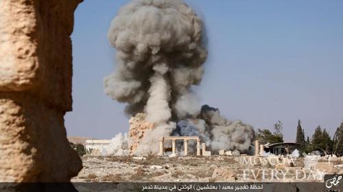 Минобороны РФ опубликовало видео разрушения боевиками ИГ памятников Пальмиры