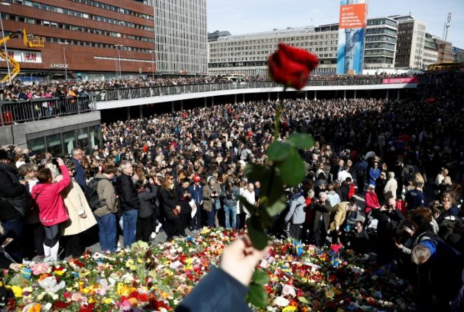 Շվեդիայում լռության րոպեով հարգել են ահաբեկչության զոհերի հիշատակը