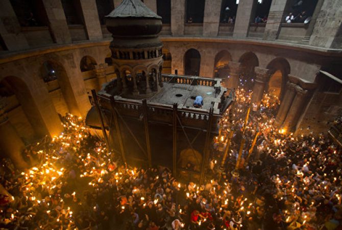 Հազարավոր քրիստոնյաներ հավաքվել են Երուսաղեմում սպասելով Սուրբ կրակին