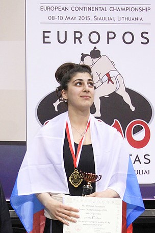 Спортсменка Ани Григорян взяла серебро на Первенстве Европы по сумо