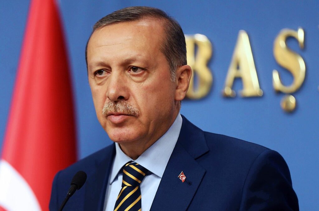 Эрдоган: Турция ответит на угрозу со стороны курдов без учета мнения США