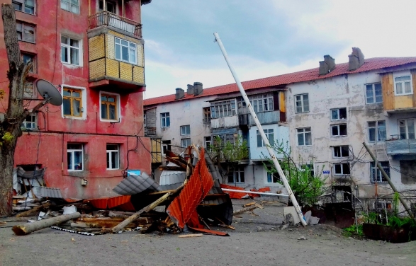 По Дашкесану прошелся ураган: есть пострадавшие
