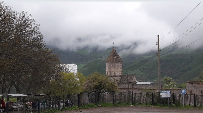 В Татеве чувствуешь, что Бог здесь, рядом с тобой: российский журналист делится впечатлениями от поездки в Армению