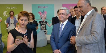 Президент Армении Серж Саргсян посетил работающие в IT-сфере компании