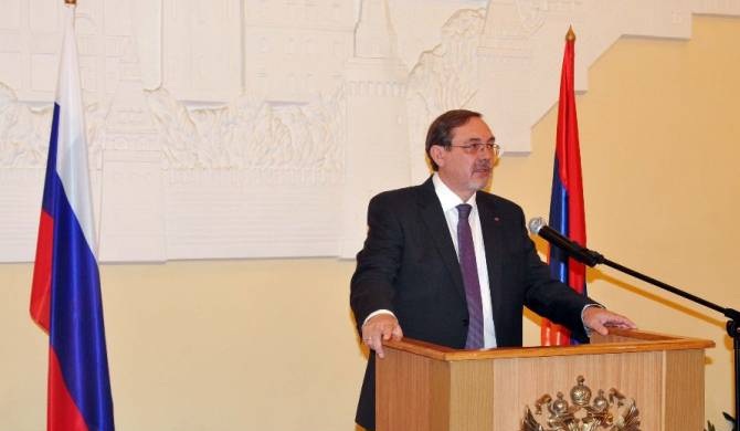 Պուտինը Հայաստանում ՌԴ-ի դեսպանին պարգեւատրել է Պատվո շքանշանով