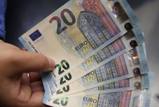 Եվրահանձնաժողովի ղեկավարն առաջարկել է եվրոն մտցնել Եվրամիության բոլոր երկրներում