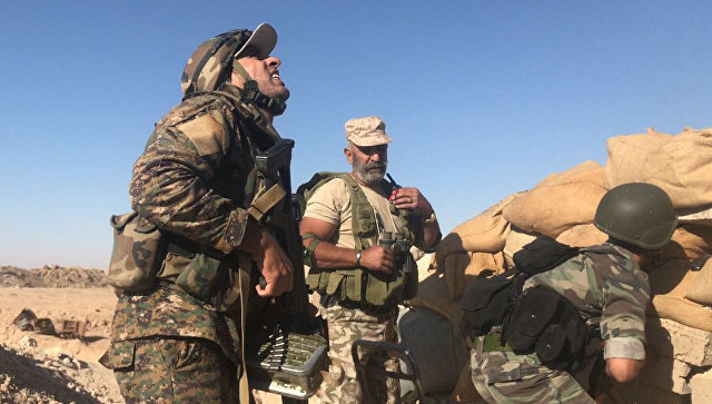 Сирийская армия выбила боевиков ИГ из района под Дейр-дзором