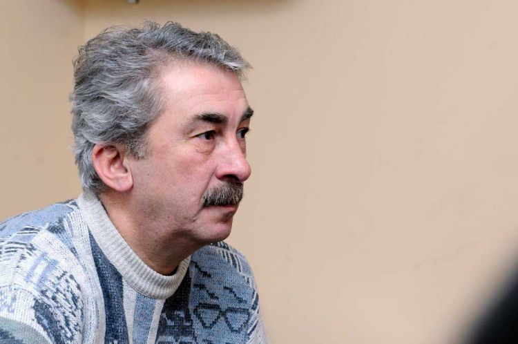 Азербайджанский актер нехотя уволился из-за участия на митинге оппозиции