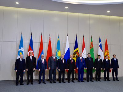 Президенты стран СНГ подписали по итогам саммита 18 документов