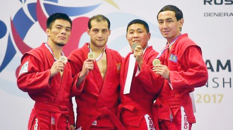 Армянский борец Тигран Киракосян завоевал золото на чемпионате мира в Сочи