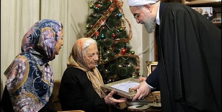 Իրանի նախագահն այցելել է պատերազմում զոհված հայերի ընտանիքներին