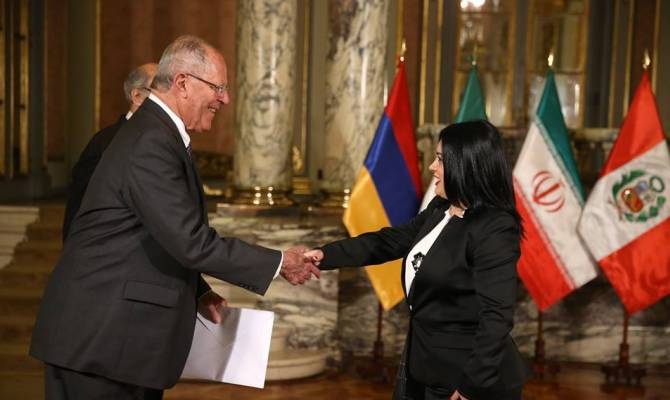 ՀՀ դեսպան Էսթերա Մկրտումյանն իր հավատարմագրերն է հանձնել Պերուի նախագահին