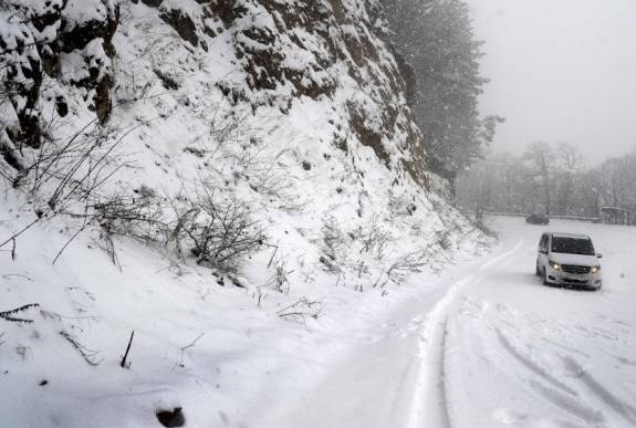 Հայաստանի տարածքում փակ ավտոճանապարհներ չկան, սակայն պետք է երթևեկել ձմեռային անվադողերով
