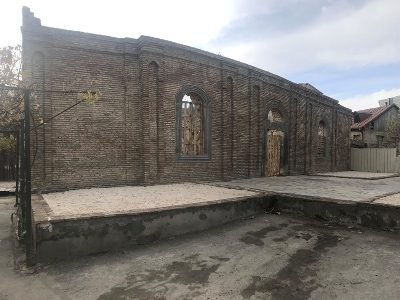 Вопрос армянской церкви Тандоянц Сурб Аствацацин в Тбилиси должна решить сама община: Мирзаханян