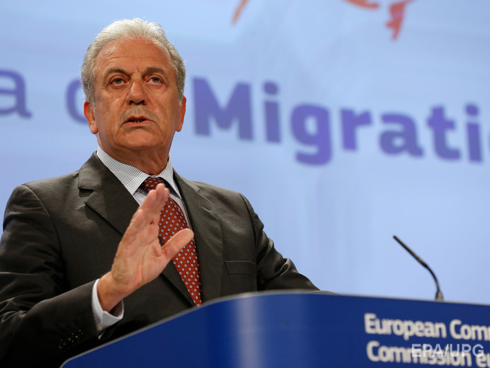Еврокомиссар призвал как можно скорее договориться о миграционной реформе в ЕС