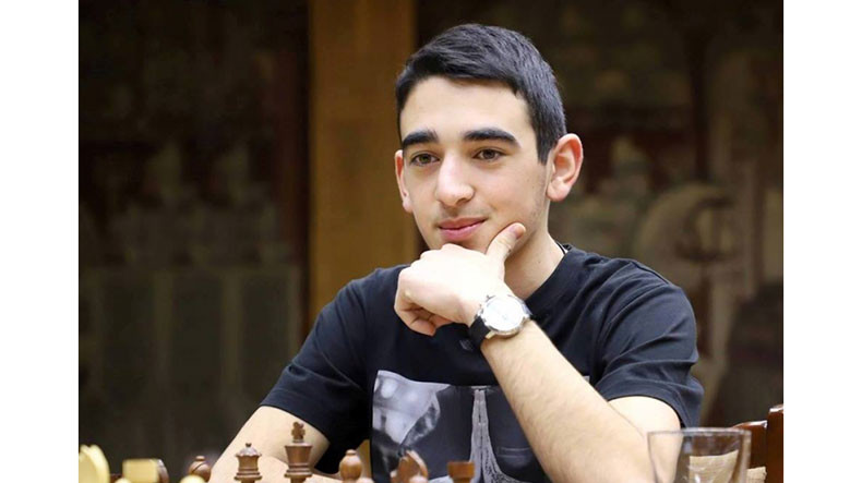 Юный чемпион Армении по шахматам посвятил победу своей семье и памяти тренера