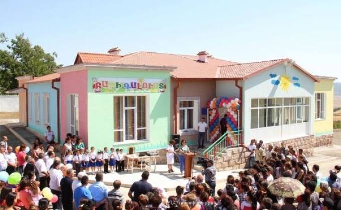 В 2017 году в Арцахе введены в эксплуатацию общеобразовательные учреждения: Министр