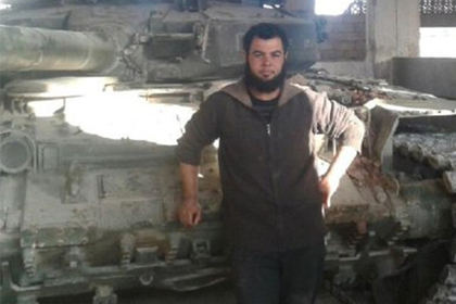 Боевики лишились захваченных российских танков, разместив фотографии с военной техникой